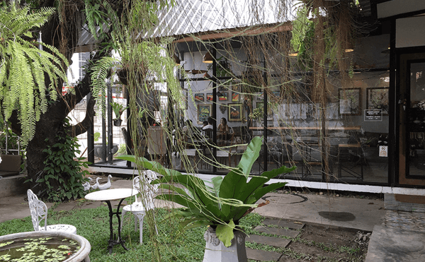 ラオスビエンチャンのカフェ