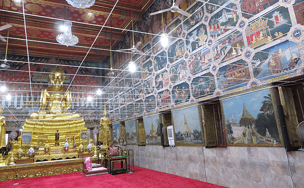 バンコク正月前の寺院