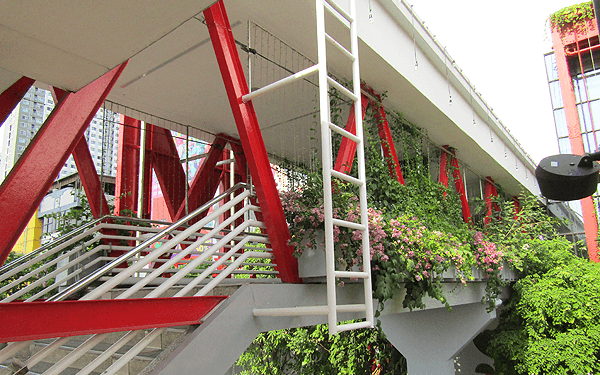 バンコクのザ・モール・タープラ店