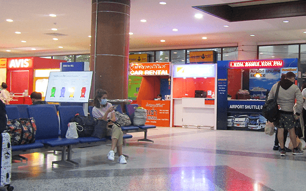 タイのスラーターニー空港