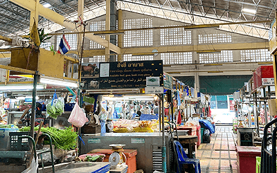 バンコクのイァムソムバット市場