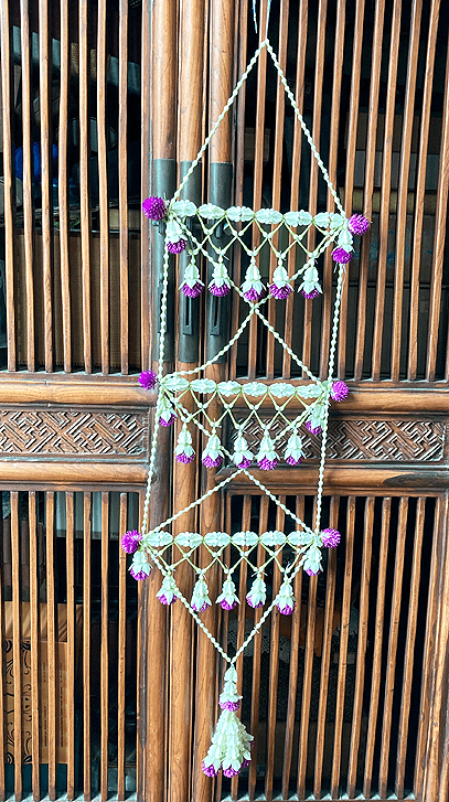 タイの花細工、バンダイゲオ