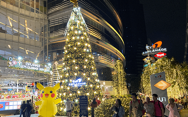 バンコクの2023年タイカルチャーセンターのクリスマス