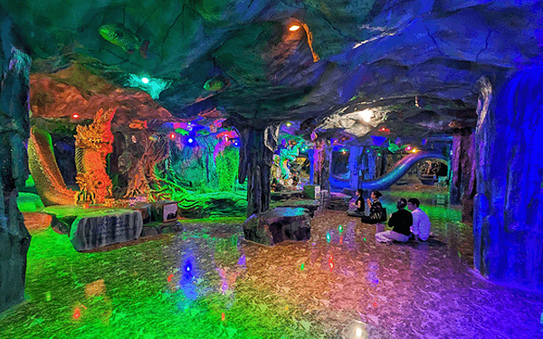 サラブリーのワット ゲンコーイの洞窟