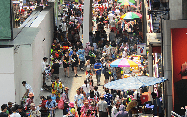タイの2024年ソンクラン水かけ祭り