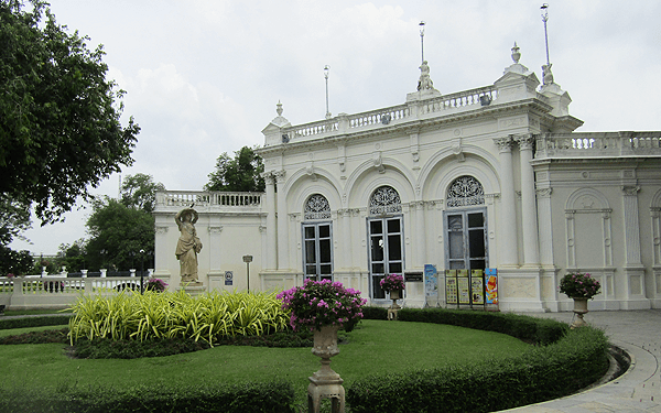 タイのバンパイン宮殿