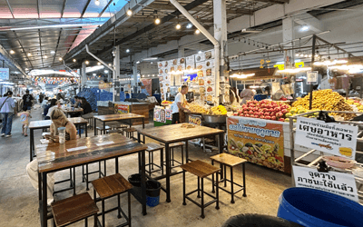 バンコクのウドムスック市場