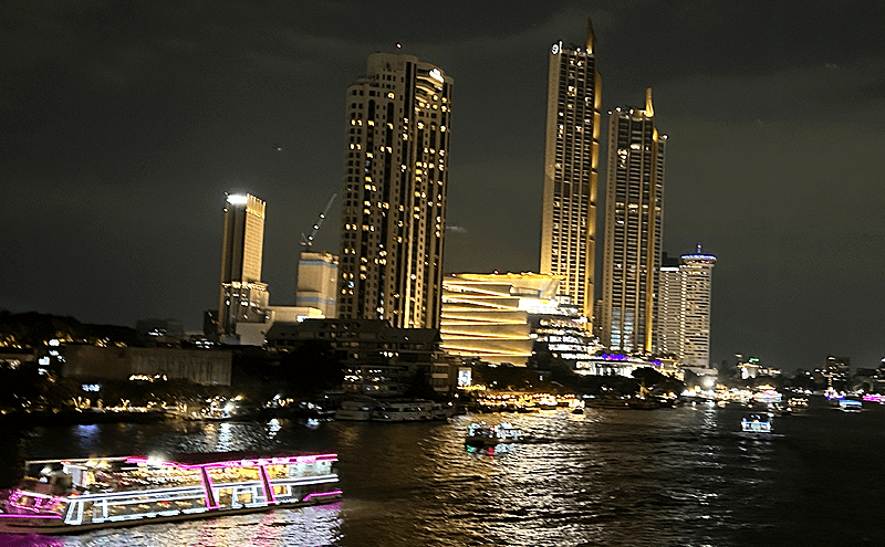 2025クリスマス、アイコンサイアム