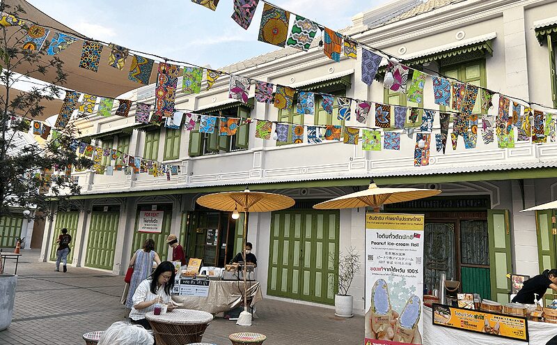 バンコクヤワラーのルエンリット