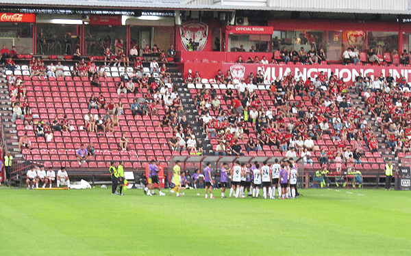 タイリーグ、ムアントンVSチェンライ