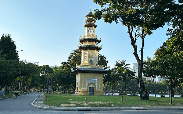 ルンピニー公園